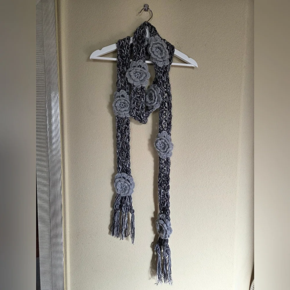 Y2k Handmade Knit Crochet Chunky Skinny Scarf Rosettes Roses Fun Feminine Floral